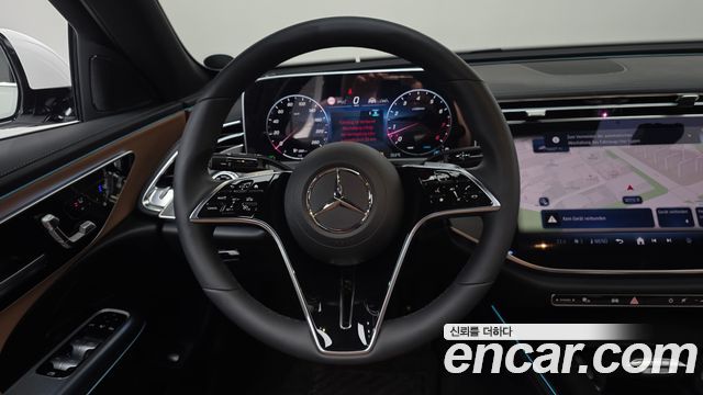 Mercedes-Benz E-Class E200 Avantgarde