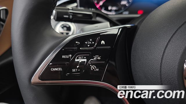 Mercedes-Benz E-Class E200 Avantgarde