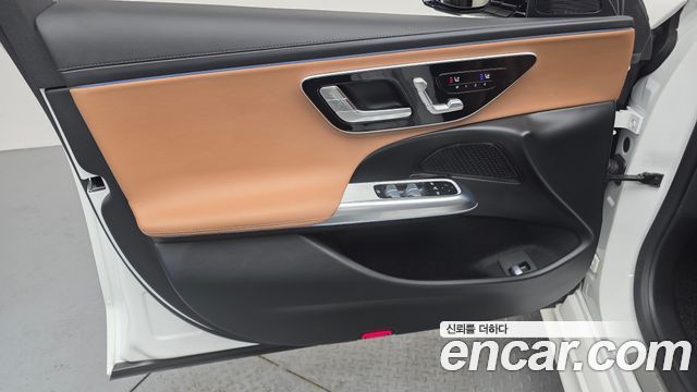 Mercedes-Benz E-Class E200 Avantgarde