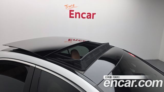 Mercedes-Benz E-Class E200 Avantgarde