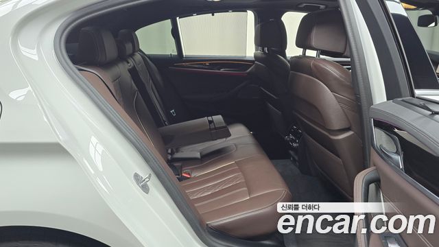 BMW 5-Series 530i M Sport Package
