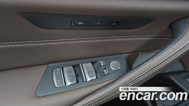 BMW 5-Series 530i M Sport Package