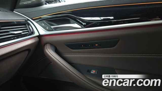 BMW 5-Series 530i M Sport Package
