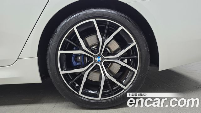 BMW 5-Series 530i M Sport Package