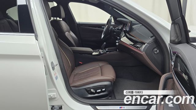 BMW 5-Series 530i M Sport Package