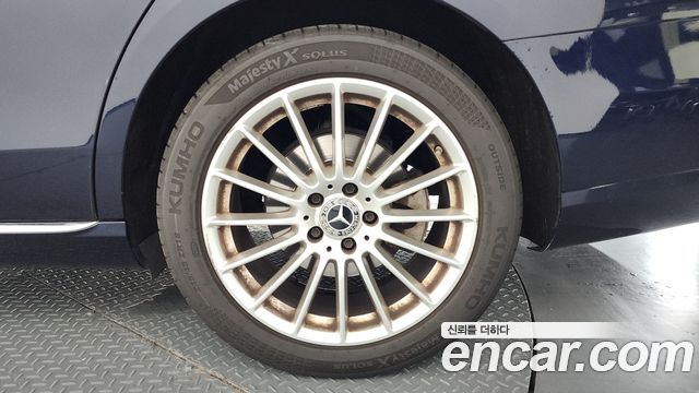 Mercedes-Benz E-Class E250 Exclusive