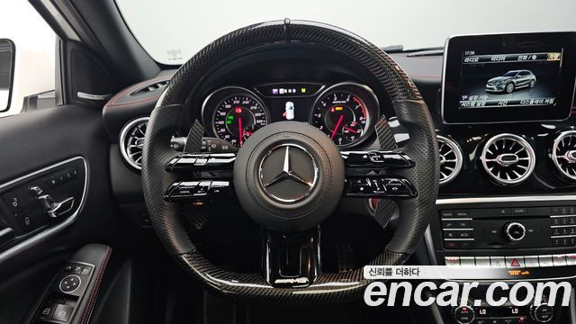 Mercedes-Benz GLA-Class GLA45 AMG 4MATIC