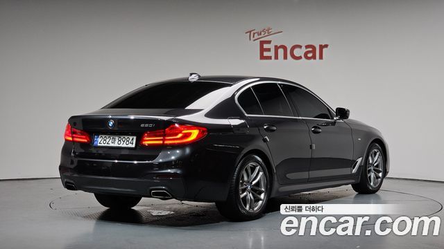 BMW 5-Series 520i M Sport