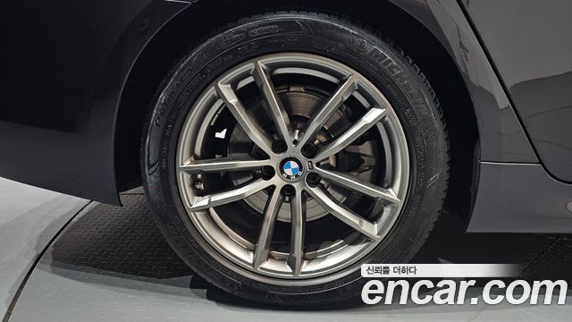 BMW 5-Series 520i M Sport