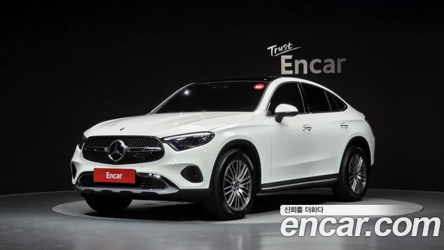 Mercedes-Benz GLC-Class GLC300 4MATIC Avnatgarde Coupe
