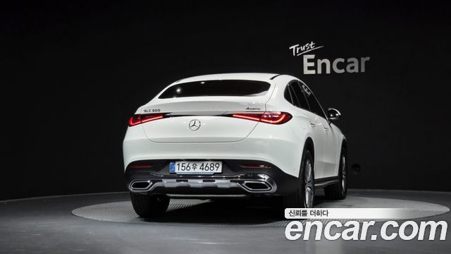 Mercedes-Benz GLC-Class GLC300 4MATIC Avnatgarde Coupe