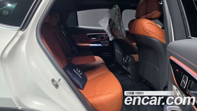 Mercedes-Benz GLC-Class GLC300 4MATIC Avnatgarde Coupe