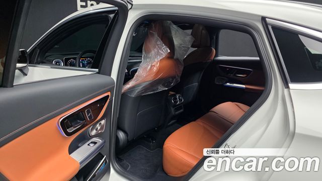 Mercedes-Benz GLC-Class GLC300 4MATIC Avnatgarde Coupe