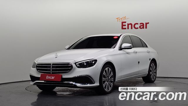 Mercedes-Benz E-Class E300e 4MATIC Exclusive