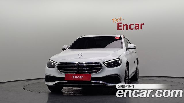 Mercedes-Benz E-Class E300e 4MATIC Exclusive