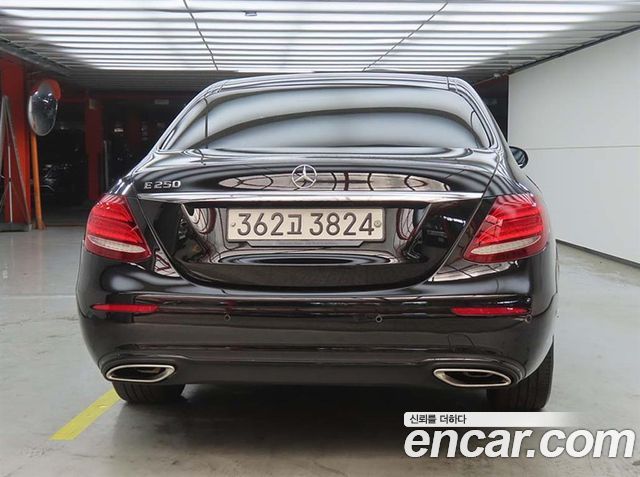 Mercedes-Benz E-Class E250 Avantgarde