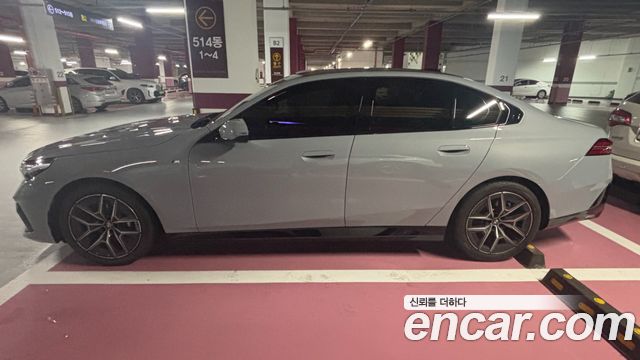 BMW 5-Series 520i M Sport