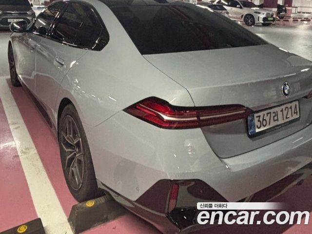 BMW 5-Series 520i M Sport