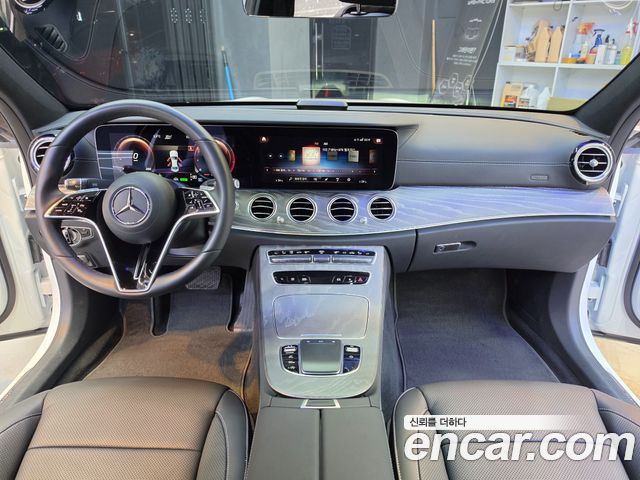 Mercedes-Benz E-Class E350 4MATIC Avantgarde