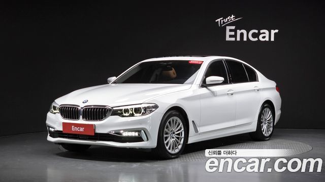 BMW 5-Series 520i Luxury