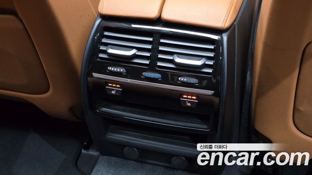 BMW 5-Series 520i Luxury