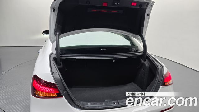 Mercedes-Benz E-Class E250 Avantgarde