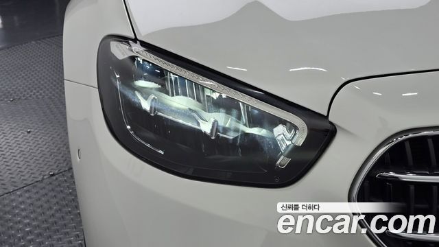 Mercedes-Benz E-Class E250 Avantgarde