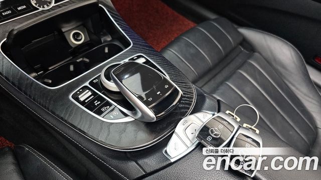 Mercedes-Benz E-Class E220d Cabriolet