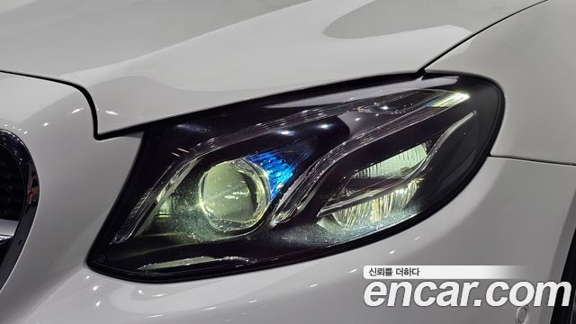 Mercedes-Benz E-Class E220d Cabriolet