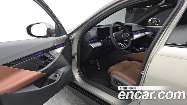 BMW 5-Series 530i xDrive M Sport