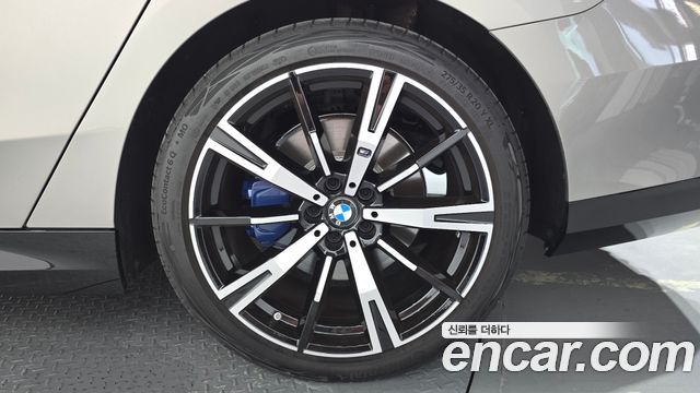 BMW 5-Series 530i xDrive M Sport