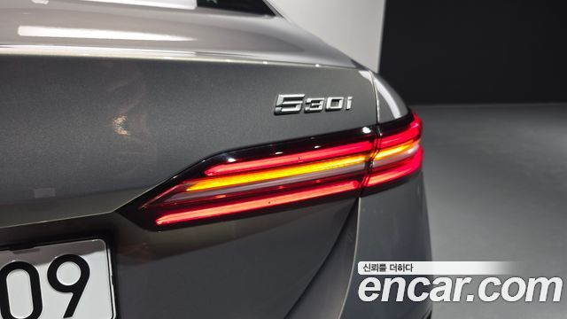 BMW 5-Series 530i xDrive M Sport