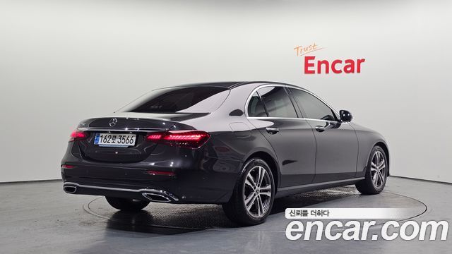 Mercedes-Benz E-Class E250 Avantgarde