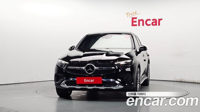 Mercedes-Benz GLC-Class GLC300 4MATIC Avnatgarde Coupe