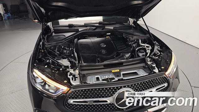 Mercedes-Benz GLC-Class GLC300 4MATIC Avnatgarde Coupe