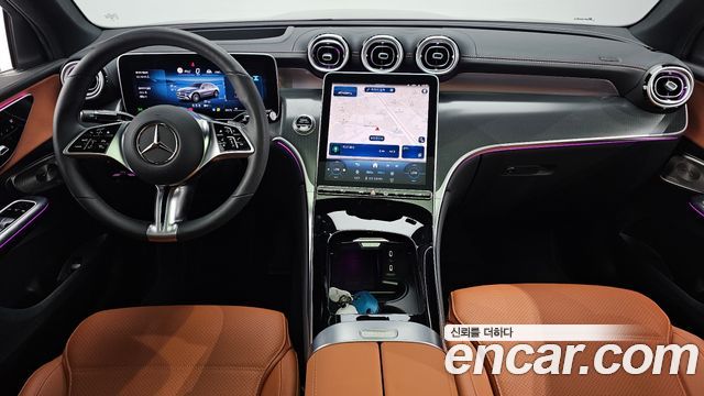 Mercedes-Benz GLC-Class GLC300 4MATIC Avnatgarde Coupe