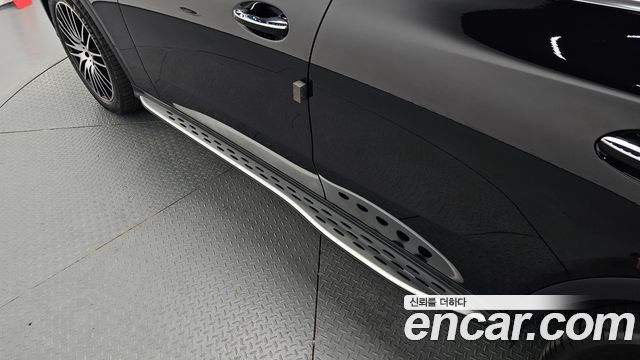 Mercedes-Benz GLC-Class GLC300 4MATIC Avnatgarde Coupe