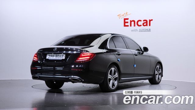 Mercedes-Benz E-Class E300 Avantgarde