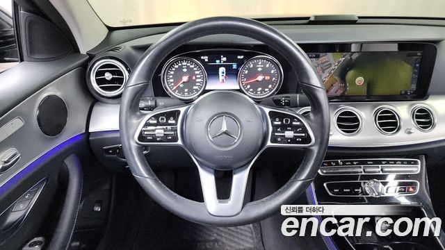 Mercedes-Benz E-Class E300 Avantgarde