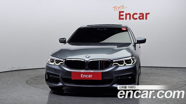 BMW 5-Series 530i M Sport Package Plus