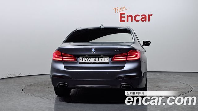 BMW 5-Series 530i M Sport Package Plus