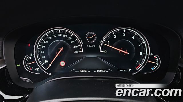 BMW 5-Series 530i M Sport Package Plus
