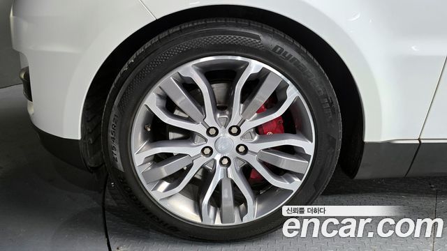 Land Rover Range Rover Sport 3.0 SDV6 HSE Dynamic