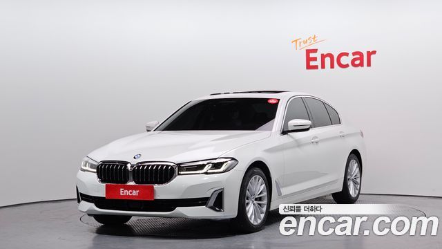 BMW 5-Series 530i Luxury