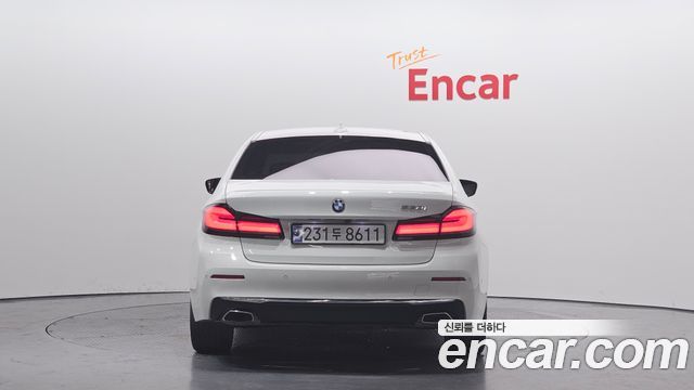 BMW 5-Series 530i Luxury