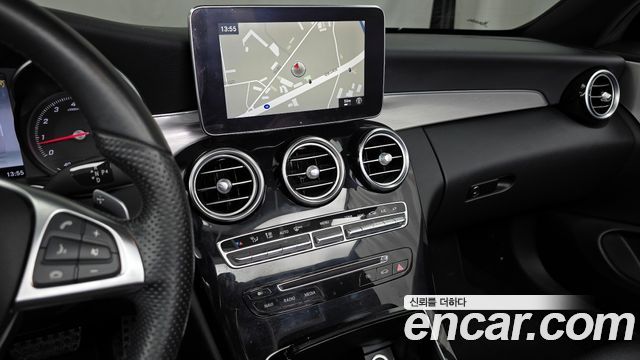 Mercedes-Benz C-Class C200 Cabriolet