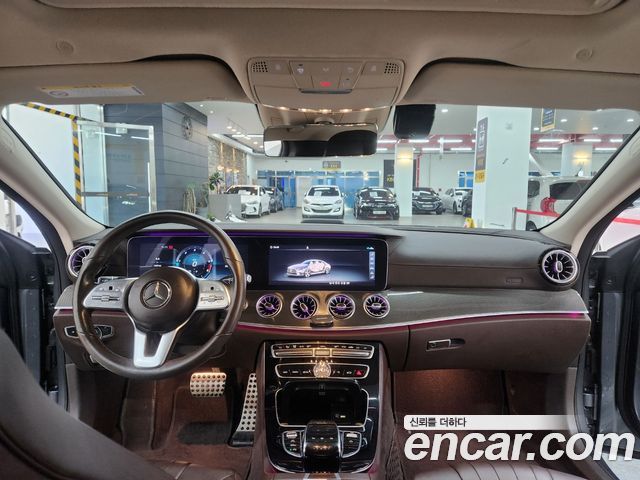 Mercedes-Benz CLS-Class CLS300d AMG Line