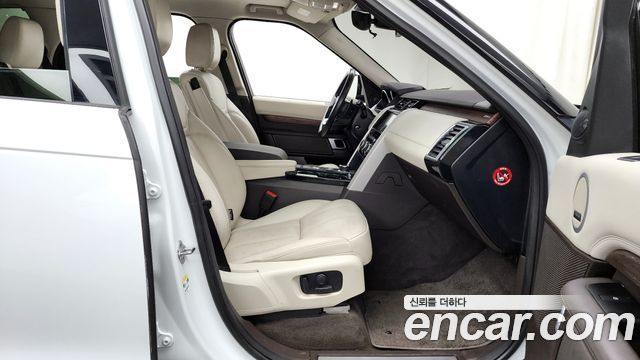 Land Rover Discovery 3.0 TD6 HSE