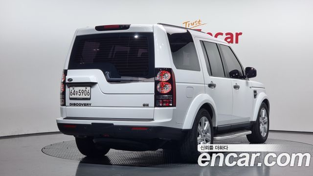 Land Rover Discovery 3.0 SDV6 SE