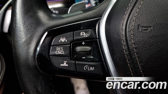 BMW 5-Series 520d Luxury Plus